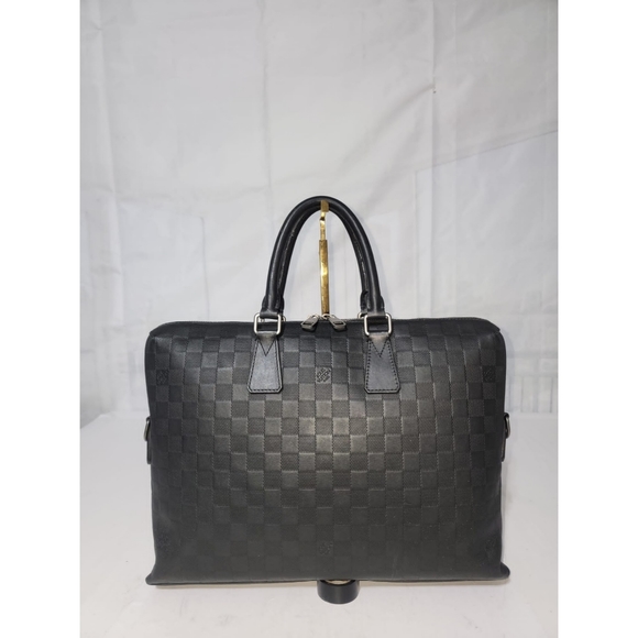 LOUIS VUITTON Damier Infini Porte-Documents Jour Cosmos Black - Picture 3 of 11